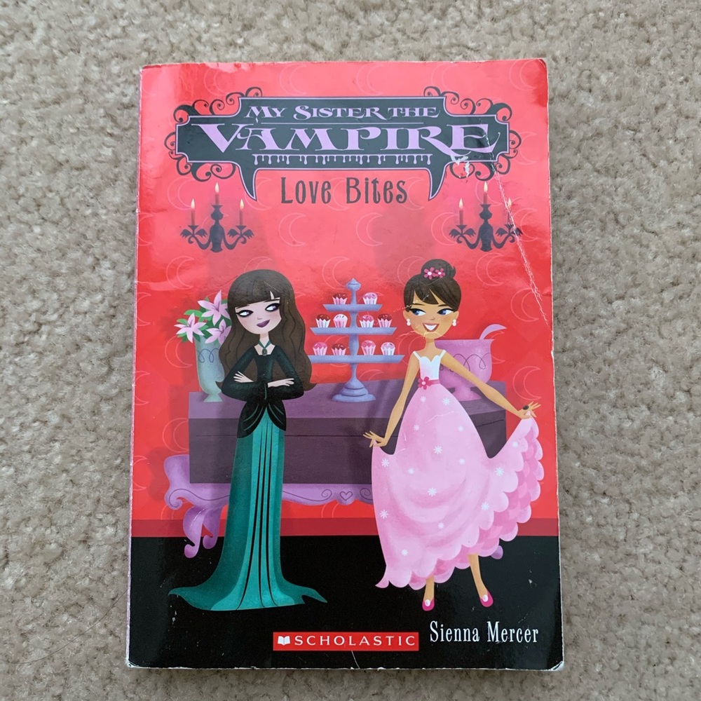 My Sister the Vampire Love Bites
